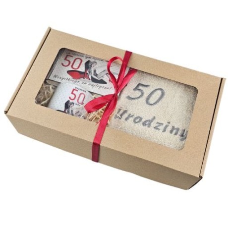 Przejdź do produktu Zestaw kubek + banknotówka + ręcznik na 50 urodziny Szpilka #3327SZ50